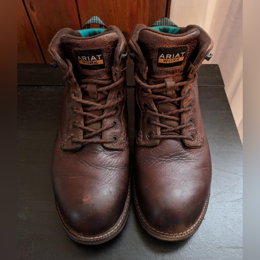 Ariat steel toed work boots. Like new with exception of a few scuffs